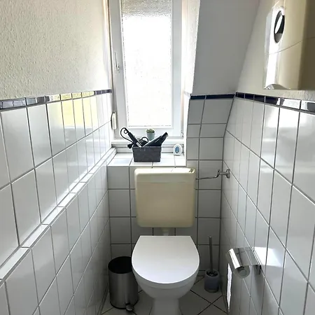 Deluxe W32 *